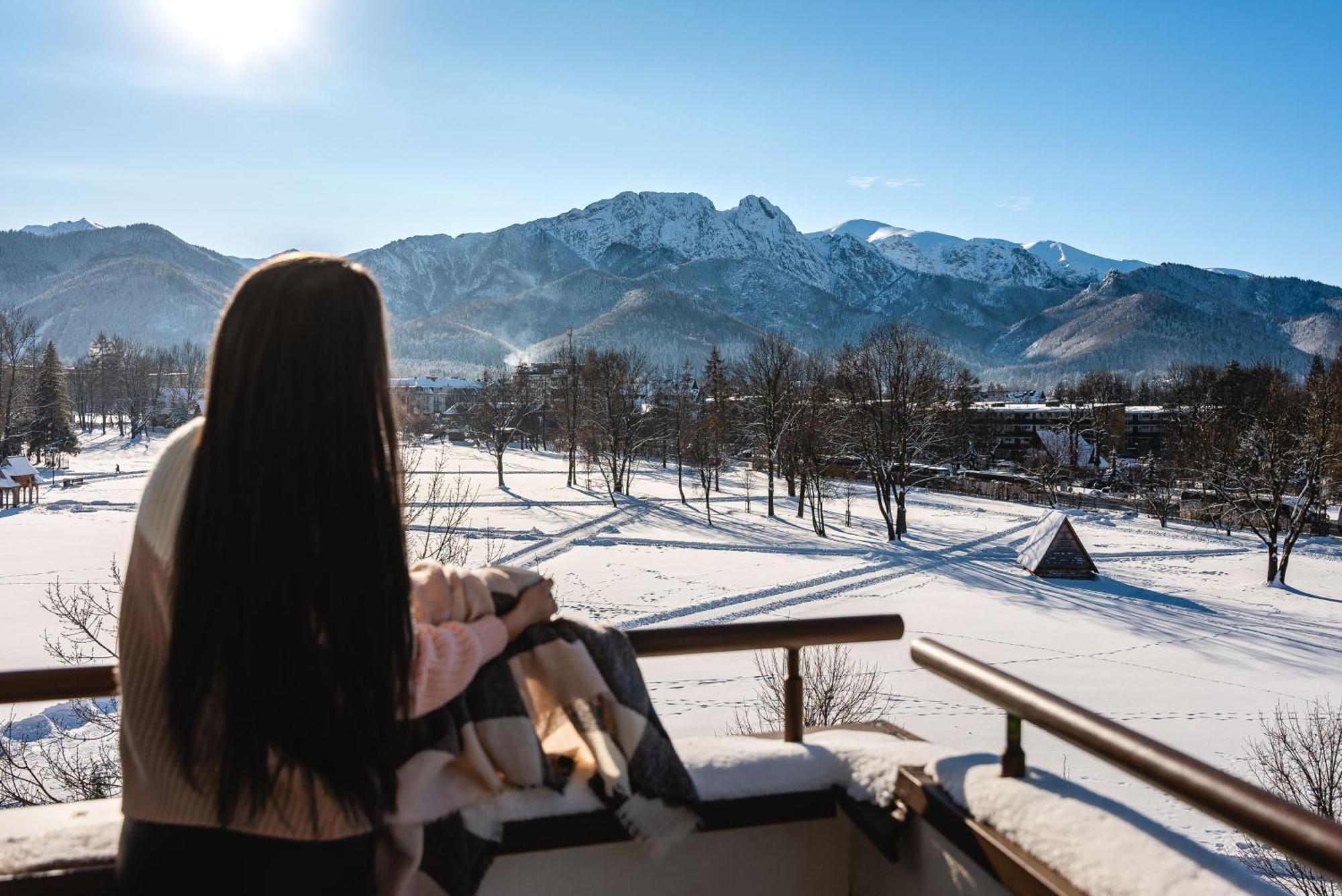 Hotel Helios Nowy Basen ! Zakopane, Centrum - Tylko 300M Od Krupowek ! — Photos 2